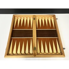 Шахматная доска с нардами и шашками из красного дерева