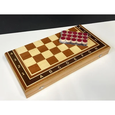 Шахматная доска с нардами и шашками из красного дерева