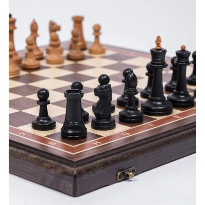 Шахматы подарочные из американского ореха с фигурами из бука Люкс