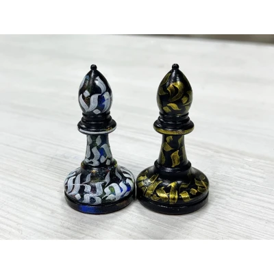 Шахматные фигуры Каллиграфия