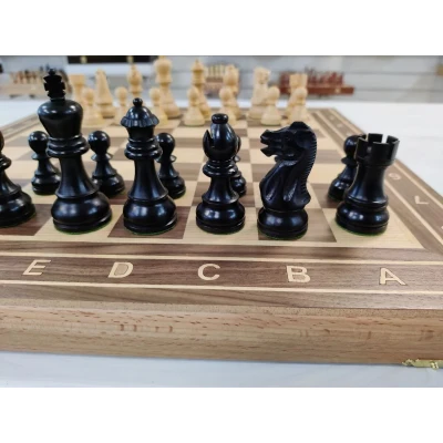 Шахматы Гамбит деревянные из ореха большие 50 на 50 см