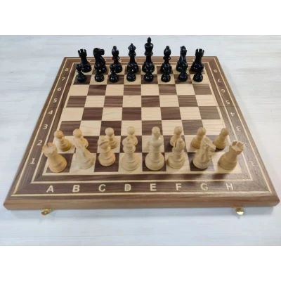 Шахматы Гамбит деревянные из ореха большие 50 на 50 см