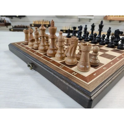 Шахматы турнирные из ореха 40 на 40 см с утяжеленными фигурами стаунтон