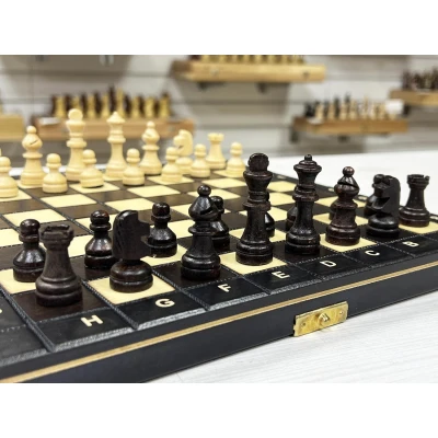 Шахматы дорожные магнит деревянные Мадон