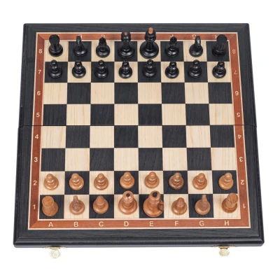 Шахматы подарочные из мореного дуба с фигурами из бука Люкс