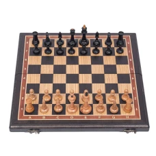 Шахматы подарочные из дерева Венге с фигурами из бука Люкс