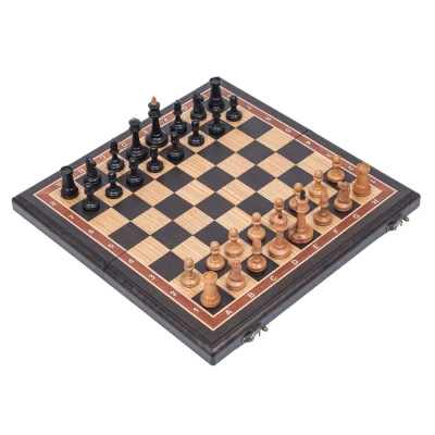 Шахматы подарочные из дерева Венге с фигурами из бука Люкс