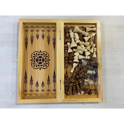 Шахматы нарды шашки Тура презент 40 см