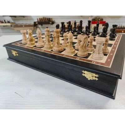 Шахматы карельская береза Стаунтон моренный дуб в ларце