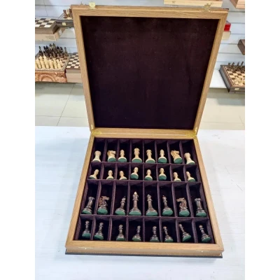  Шахматы карельская береза Стаунтон дуб в ларце