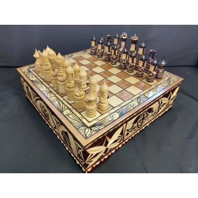 Шахматы ручной работы в ларце Баталия