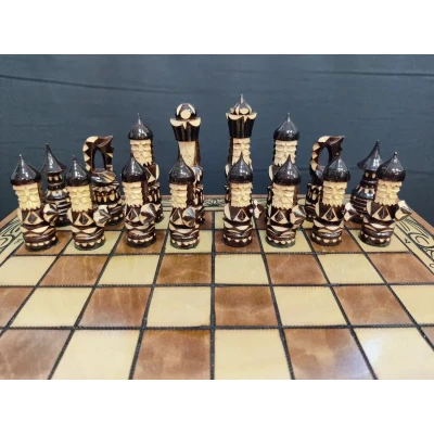 Шахматы ручной работы в ларце Баталия