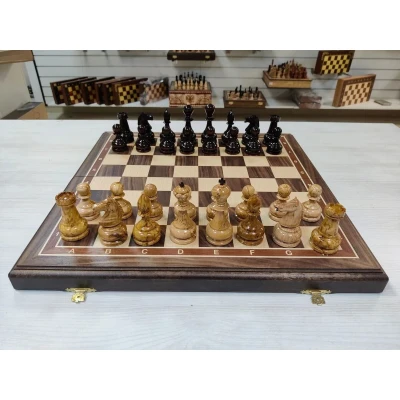 Шахматы эксклюзивные карельская береза и американский орех 50 на 50 см