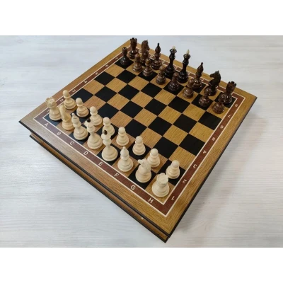Шахматы деревянные в подарочном ларце из дуба с утяжеленными фигурыми из граба 45 на 45 см ручная работа