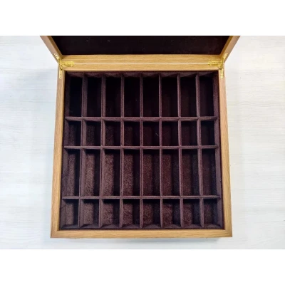 Шахматный ларец без фигур деревянный классический из дуба средний