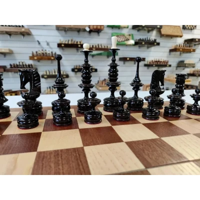 Шахматы подарочные Клен Презент 40х40 см