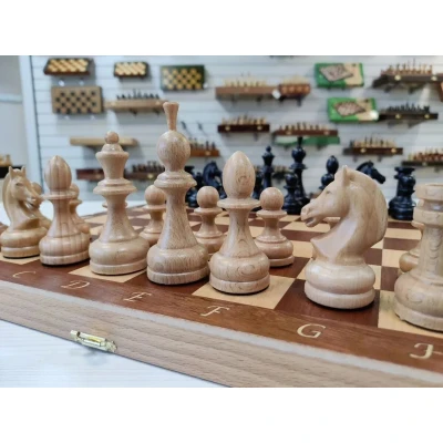 Шахматы классические с премиальными фигурами из бука 40 см