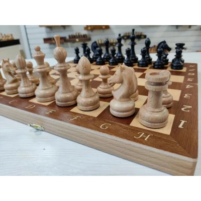 Шахматы классические с премиальными фигурами из бука 40 см