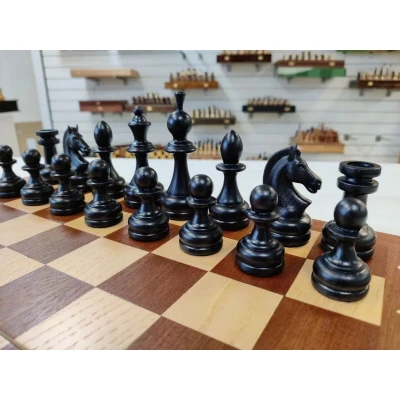 Шахматы классические с премиальными фигурами из бука 40 см