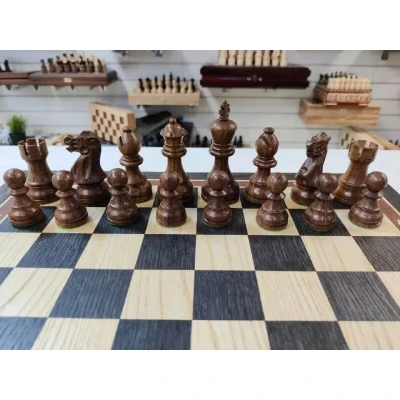 Шахматы Эндшпиль подарочные в ларце из мореного дуба большие