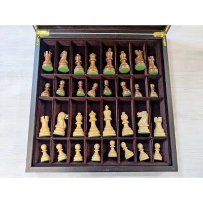 Шахматы Эндшпиль подарочные в ларце из мореного дуба большие