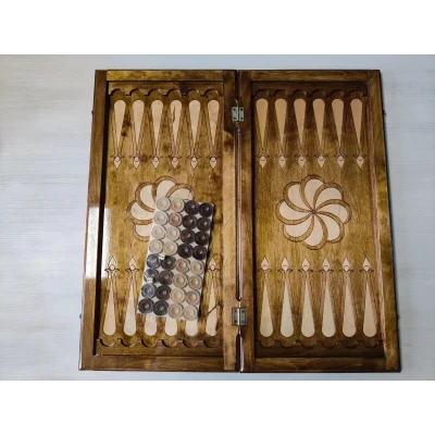 Нарды подарочные Паук из дерева 60 на 60 см с чехлом