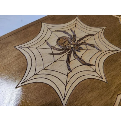 Нарды подарочные Паук из дерева 60 на 60 см с чехлом