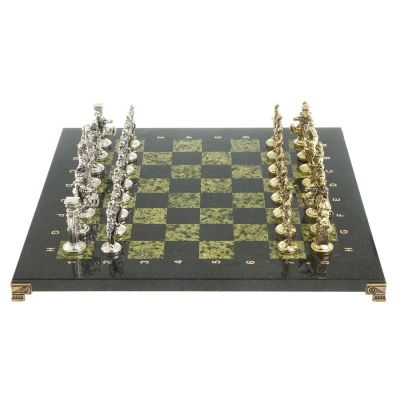 Шахматы подарочные каменные с металлическими фигурами Римляне змеевик 40 см