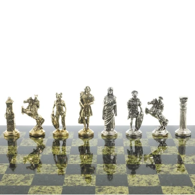 Шахматы подарочные каменные с металлическими фигурами Римляне змеевик 40 см