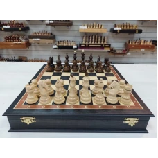 Шахматы подарочные мореный дуб фигуры из граба