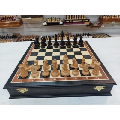 Шахматы подарочные моренный дуб фигуры бук