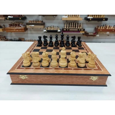 Шахматы подарочные Гамбит эвкалипт самшит люкс