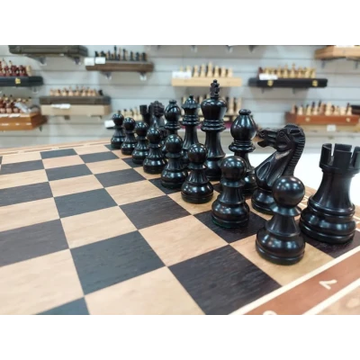 Шахматы подарочные Гамбит эвкалипт самшит люкс