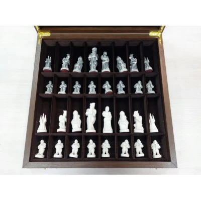 Шахматы в ларце подарочные средневековье темные