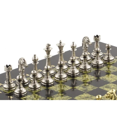 Шахматы подарочные Стаунтон 28х28 см из змеевика