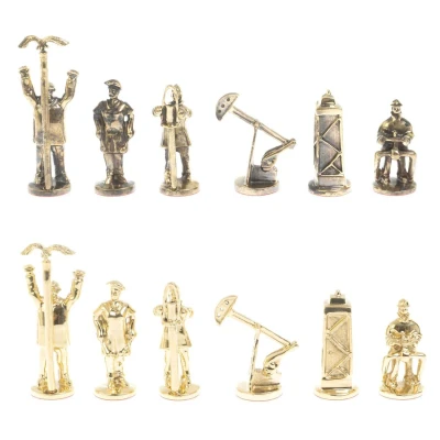 Шахматы из камня с металлическими фигурами "Нефтяники" доска 44х44 см мрамор и змеевик