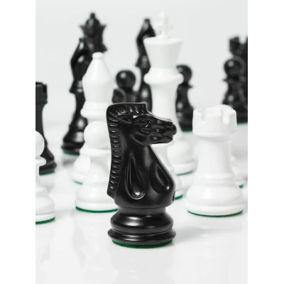 Шахматные фигуры деревянные Суприм черно-белые