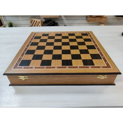 Шахматная доска ларец без фигур Дуб 45 на 45 см