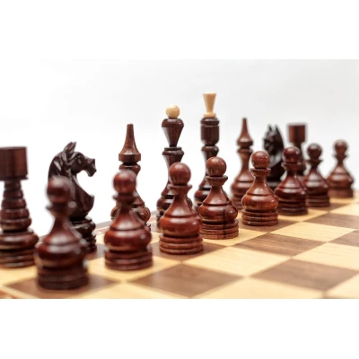 Шахматы дубовые Бастион 