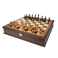 Шахматы в ларце Бочонок