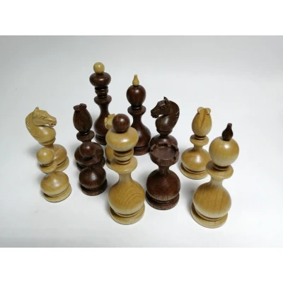 Шахматные фигуры Ферам, дуб