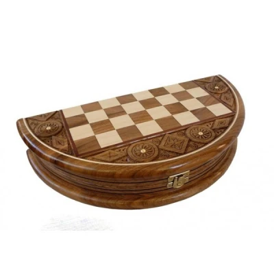 Шахматы Круг Мадон