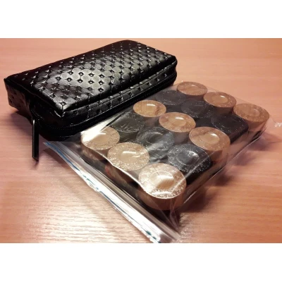 Фишки для нард в чехле 30 мм лакированные 