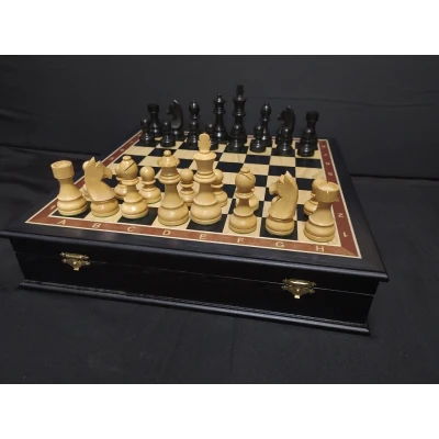 Шахматы в ларце Дебют моренный дуб средние