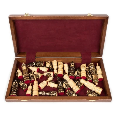 Шахматы резные Люкс дуб