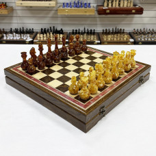 Шахматы янтарные подарочные в ларце из дуба Шахматы янтарные подарочные в ларце из дуба