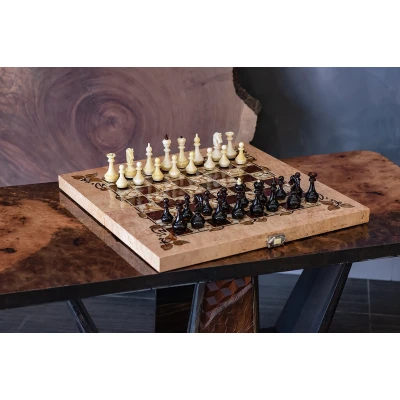 Шахматы янтарные на складной доске из карельской березы