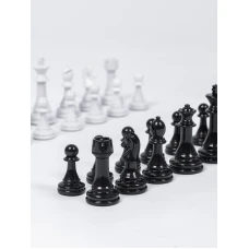 Шахматные фигуры Итальянский Дизайн черно белые