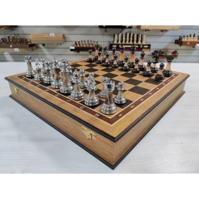 Шахматы подарочные Итальянский дизайн в ларце из дуба