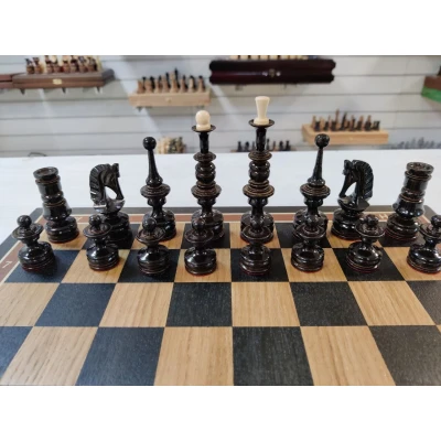 Шахматы деревянные Клен презент черное дерево